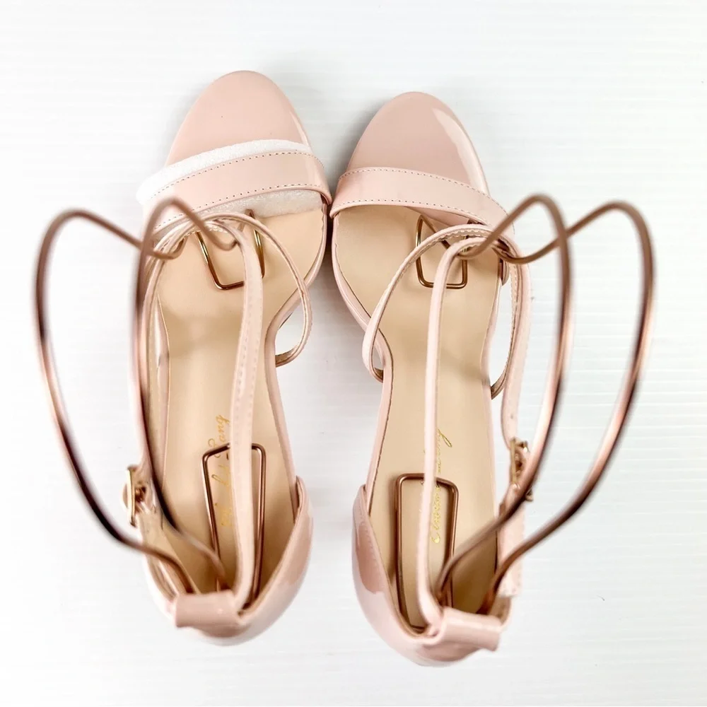 Elisabet Tang Heels womens 8 Neutral Beige Strappy Stiletto Wedding sandals